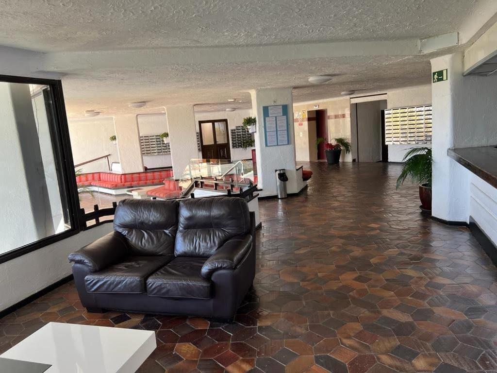 Cozy Apartment In The Center Of Costa Adeje On The 1St Coastline المظهر الخارجي الصورة